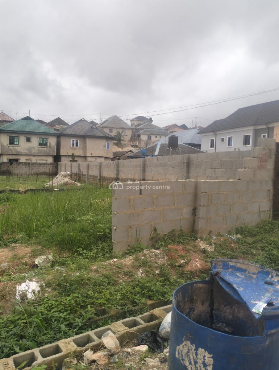 Dry Table Land Fence Round in Royal Estate Isheri Olofin Lagos, Off Iyana Odo Bus Stop Isheri Lasu Igando Road, Alimosho, Lagos, Mixed-use Land for Sale