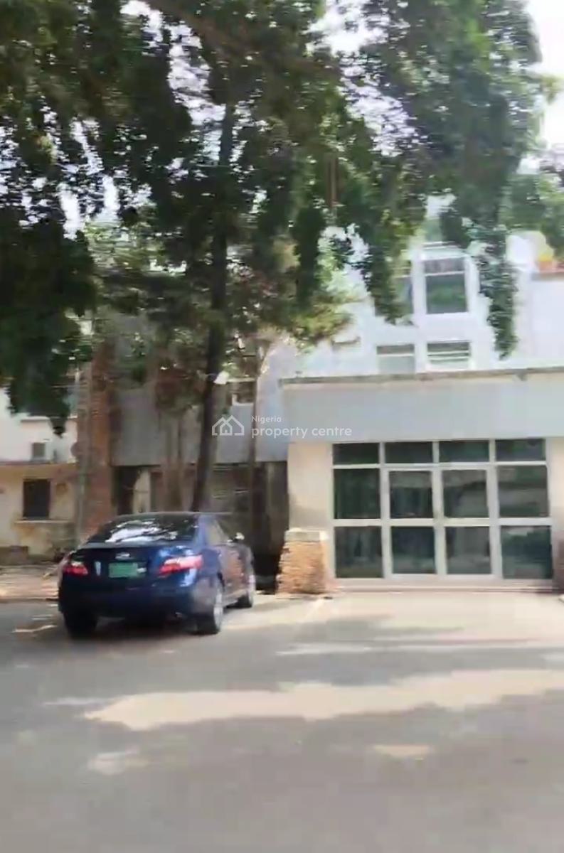3,,588sqm with Old Structure Strategically Located on Bishop Oluwole., Bishop Oluwole, Victoria Island (vi), Lagos, Commercial Property for Sale