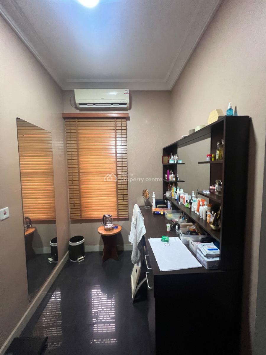 Very Spacious Five Bedrooms Detached House on Full Plot of Land, Northern Foreshore Estate, Lekki Phase 1, Lekki, Lagos, Detached Duplex for Sale