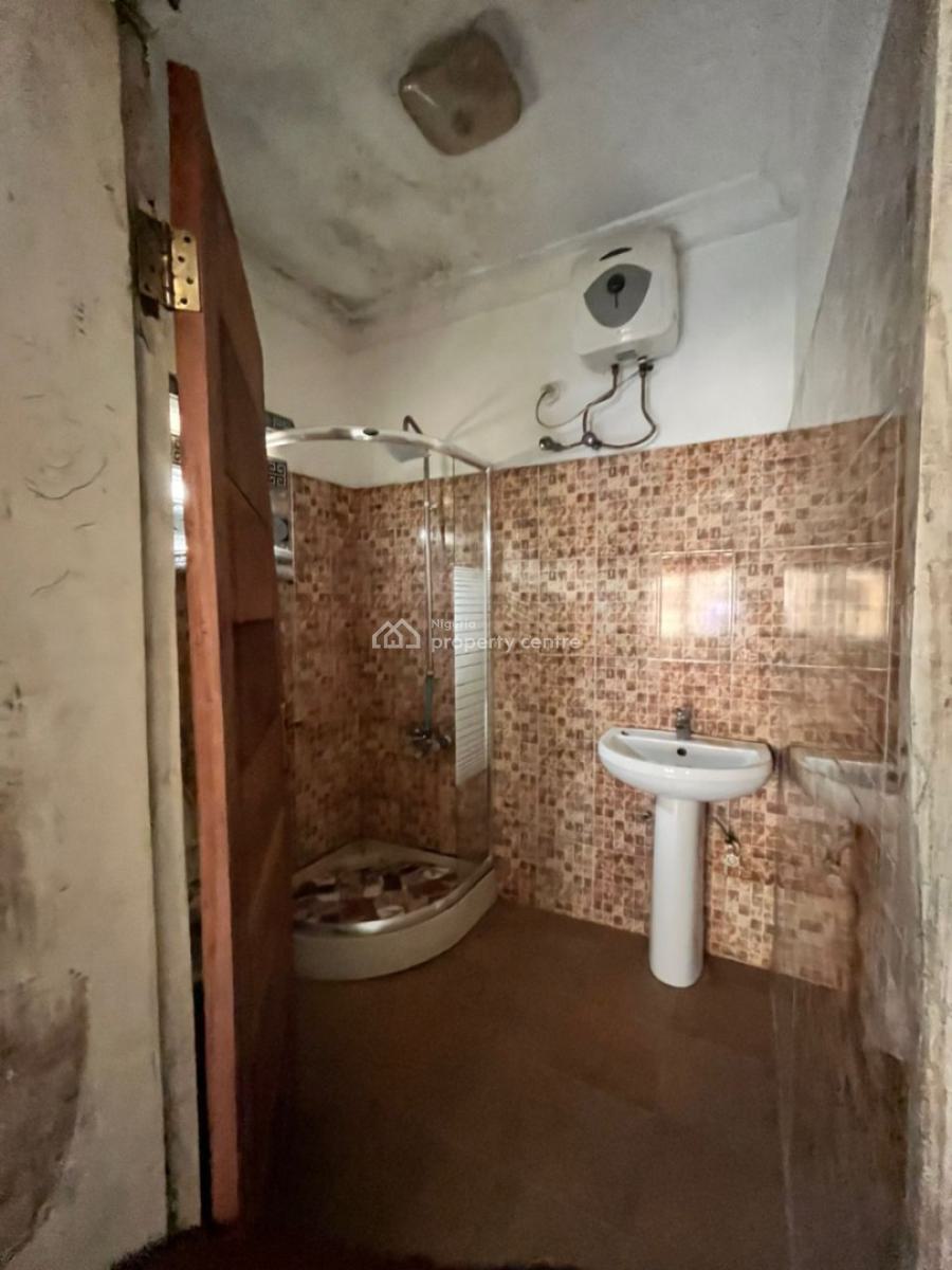2 Bedroom Apartment, Thomas Estate, Ajiwe, Ajah, Lagos, Flat / Apartment for Rent