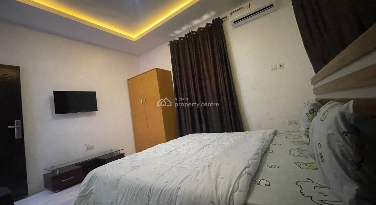 Furnished Two Bedroom Apartment, Surulere, Surulere, Lagos, Flat / Apartment Short Let