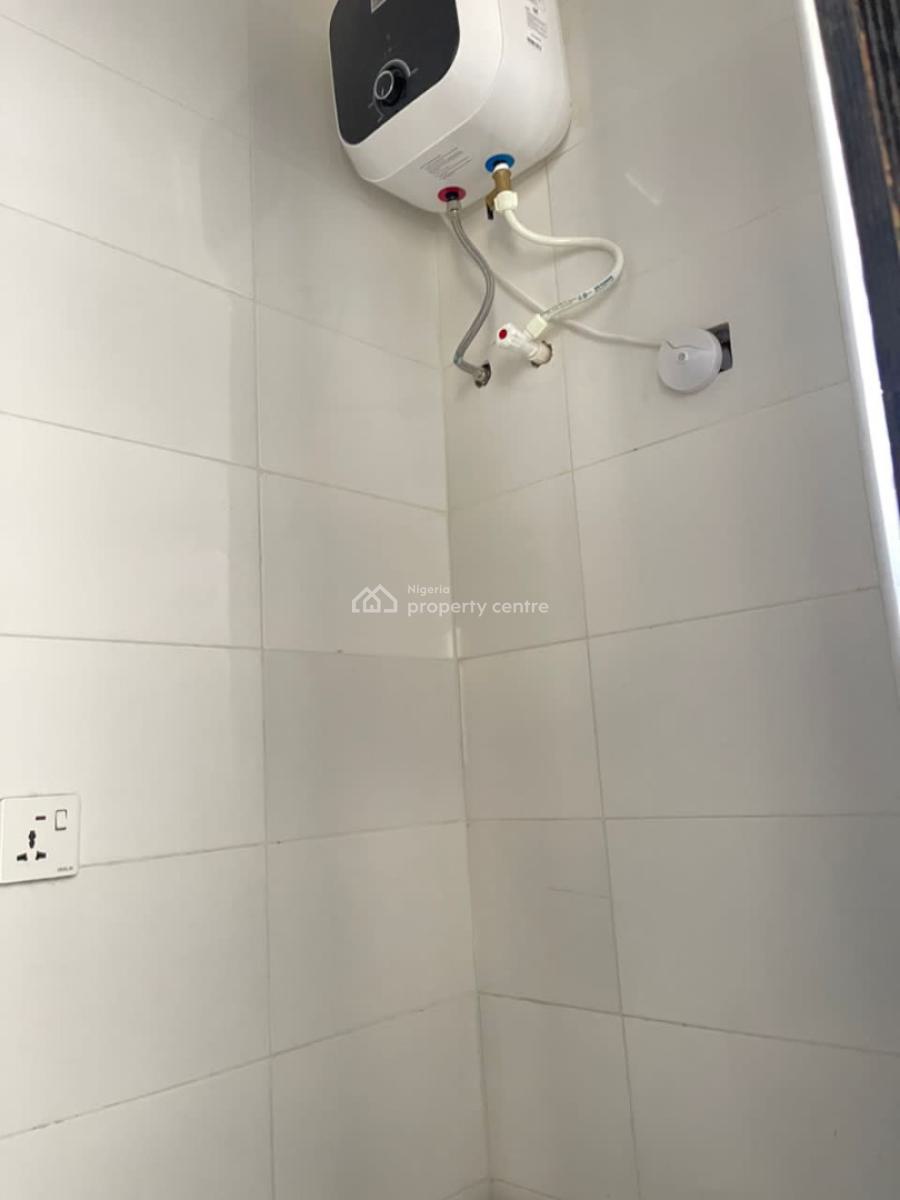 Beautiful and Serviced 2bedroom Apartment, Ologolo, Lekki, Lagos, Flat / Apartment for Rent