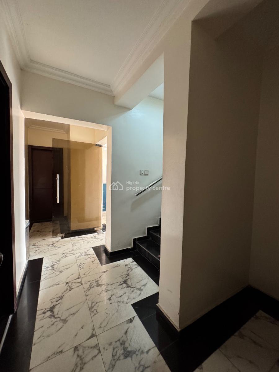 Spacious 17-bedroom Detached Duplex, Lekki Phase 1, Lekki Phase 1, Lekki, Lagos, Hotel / Guest House for Rent