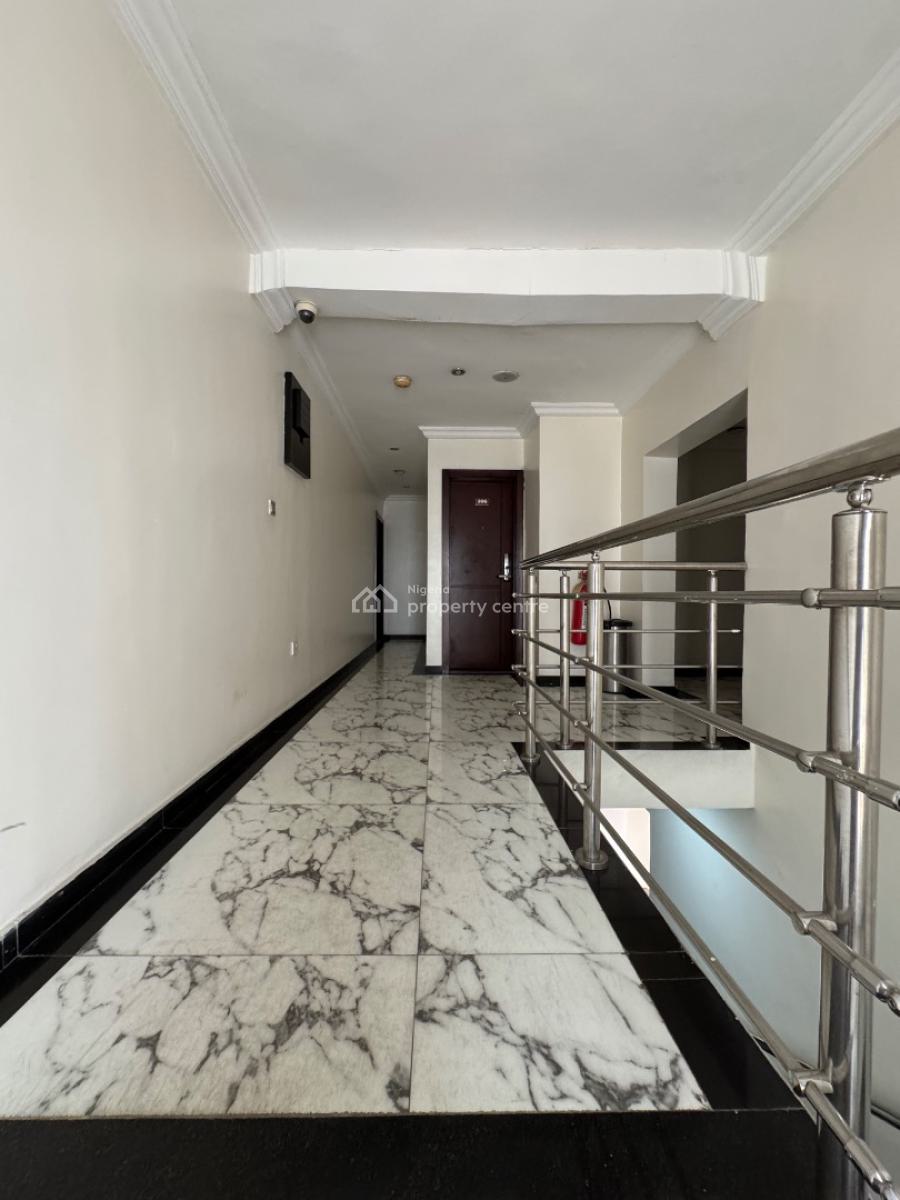 Spacious 17-bedroom Detached Duplex, Lekki Phase 1, Lekki Phase 1, Lekki, Lagos, Hotel / Guest House for Rent