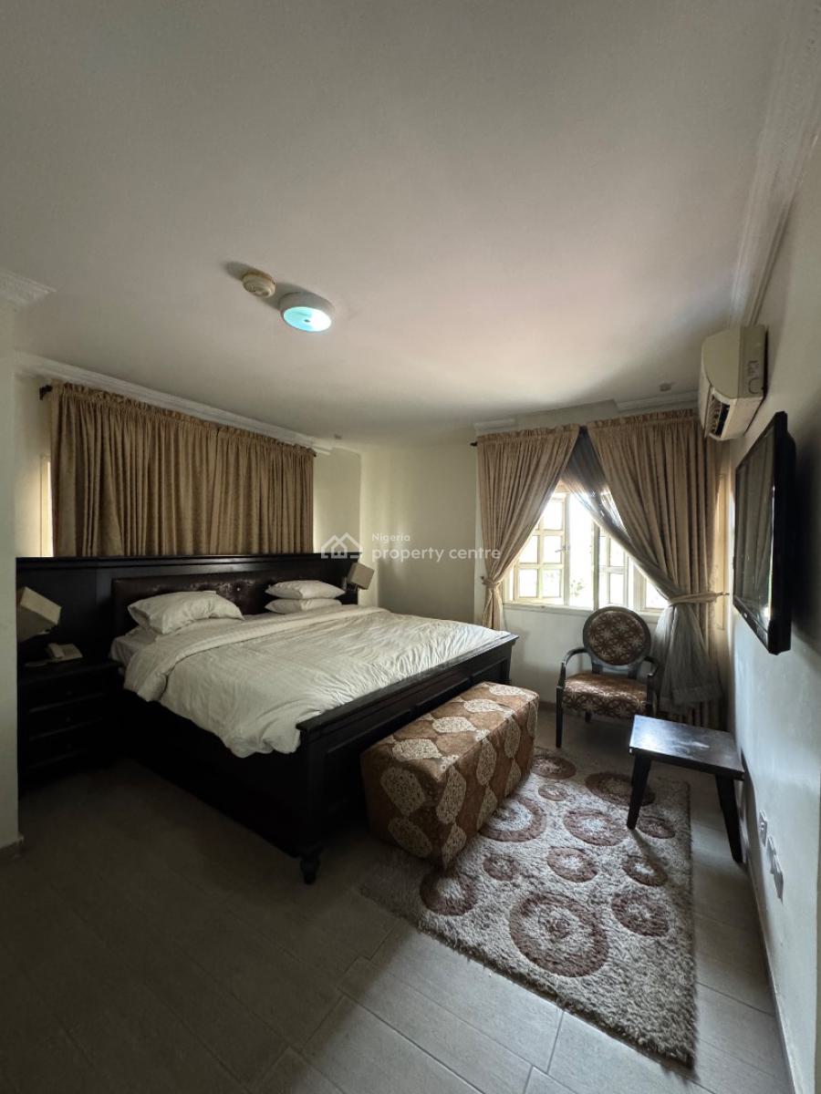 Spacious 17-bedroom Detached Duplex, Lekki Phase 1, Lekki Phase 1, Lekki, Lagos, Hotel / Guest House for Rent
