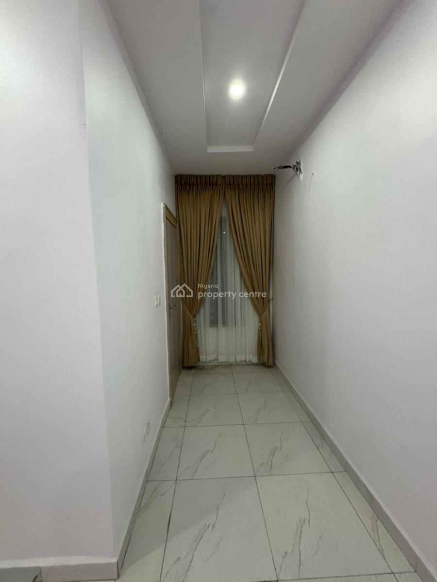 Semi Master Bedroom in a Safe and Secured Estate, Orchid Road, Dpk Estate, Lekki, Lagos, Self Contain (single Rooms) for Rent