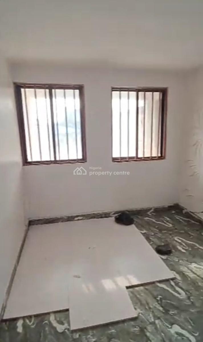 Renovated Mini-flat ( Upstairs) -- *video Available*, Off Alpha Beach Road Eti-osa, Lekki, Lagos, Mini Flat (room and Parlour) for Rent