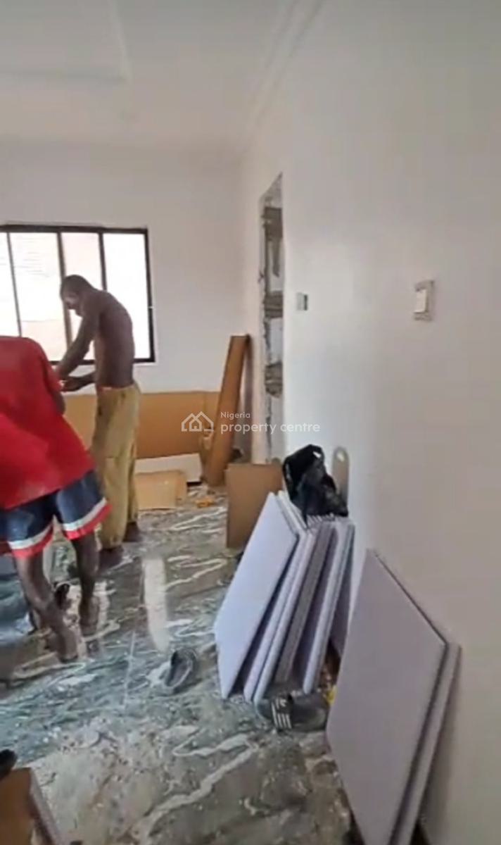 Renovated Mini-flat ( Upstairs) -- *video Available*, Off Alpha Beach Road Eti-osa, Lekki, Lagos, Mini Flat (room and Parlour) for Rent