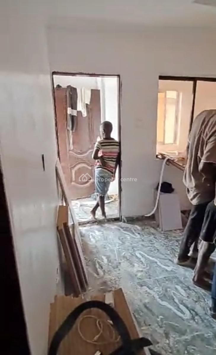Renovated Mini-flat ( Upstairs) -- *video Available*, Off Alpha Beach Road Eti-osa, Lekki, Lagos, Mini Flat (room and Parlour) for Rent