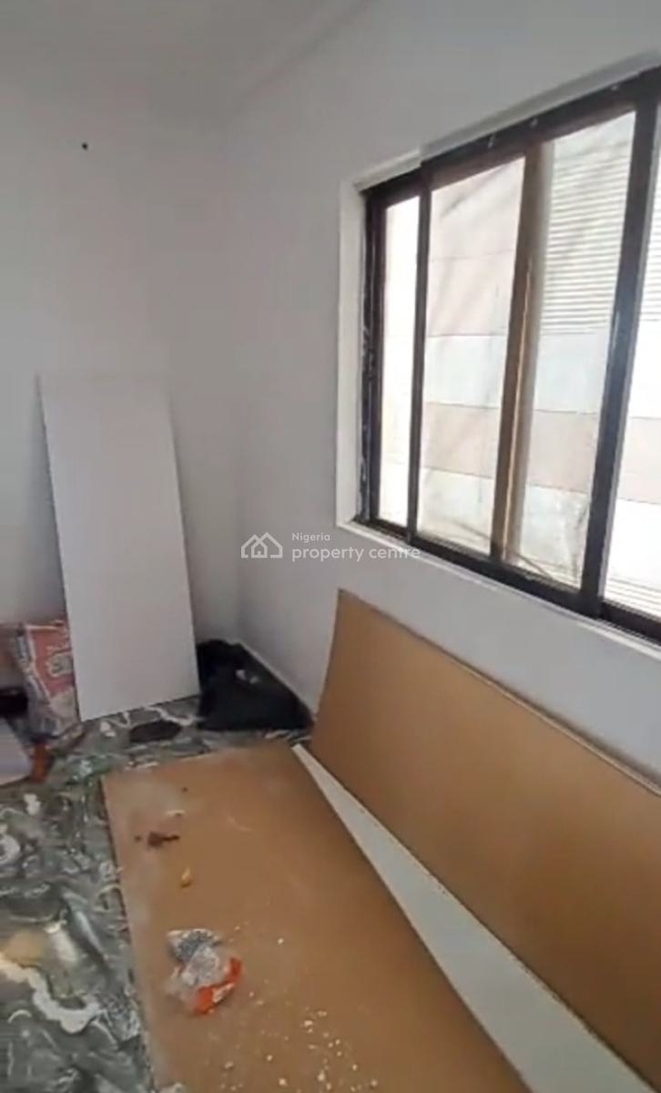 Renovated Mini-flat ( Upstairs) -- *video Available*, Off Alpha Beach Road Eti-osa, Lekki, Lagos, Mini Flat (room and Parlour) for Rent