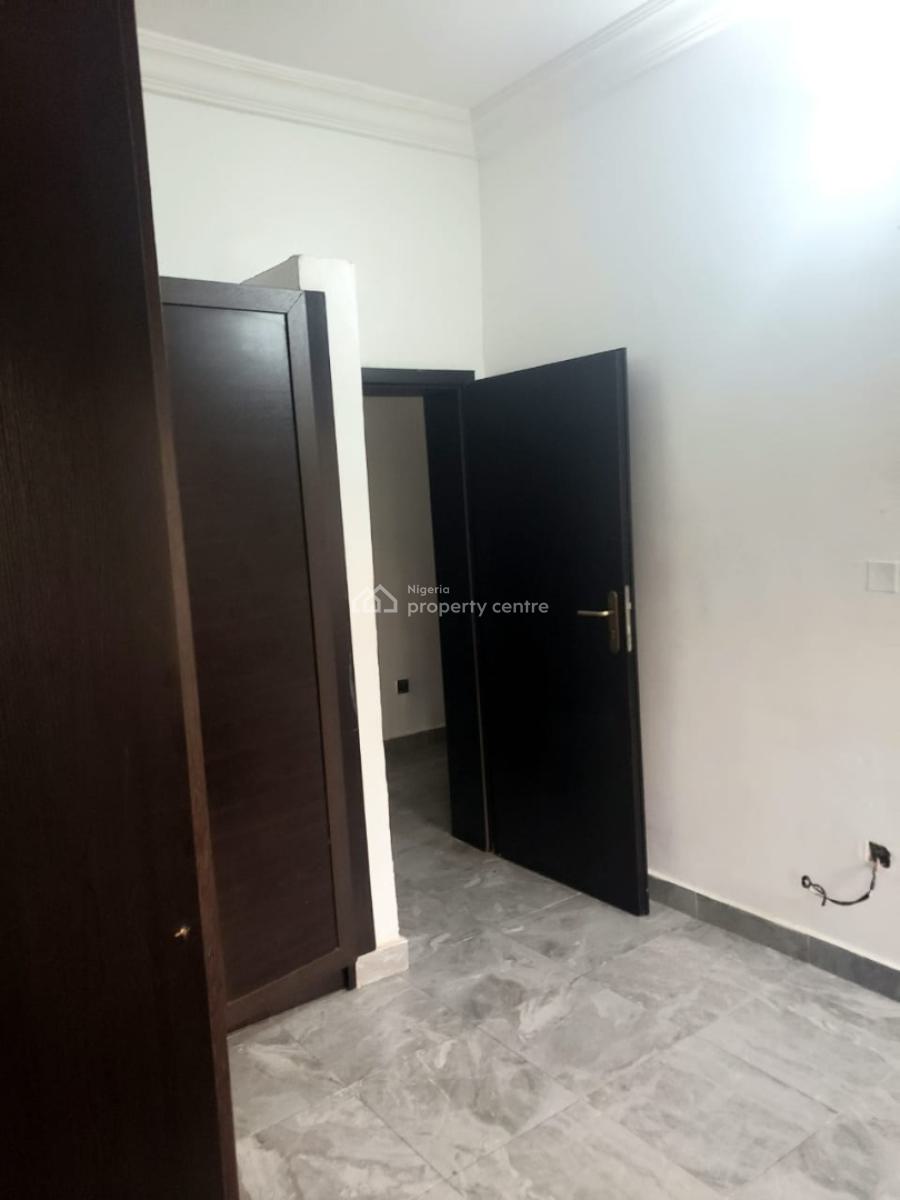 Luxury 3 Bedroom Ground Floor Flat, Phase2, Gra, Ogudu, Lagos, Flat / Apartment for Rent