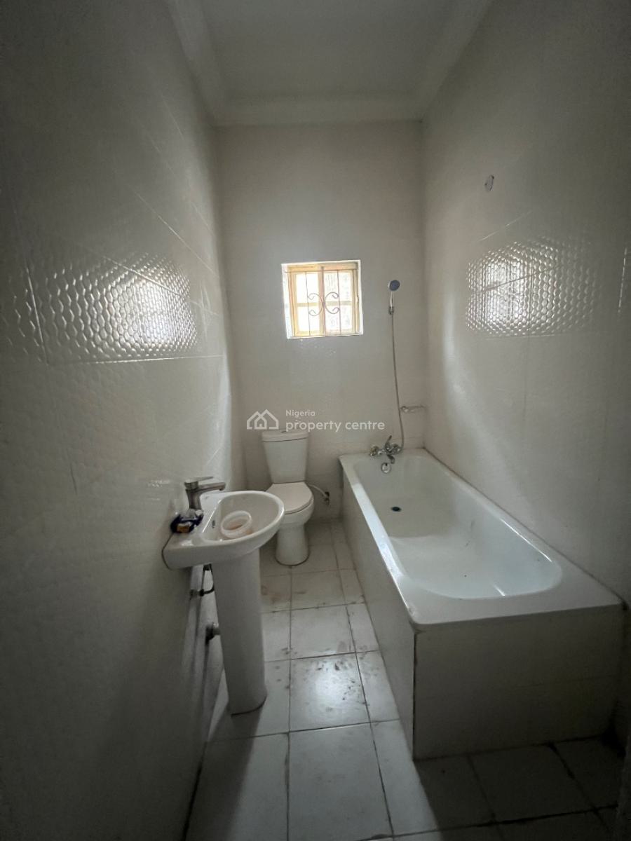 Brand New Spacious 3 Bedroom Apartment, Ogombo, Ajah, Lagos, Flat / Apartment for Rent