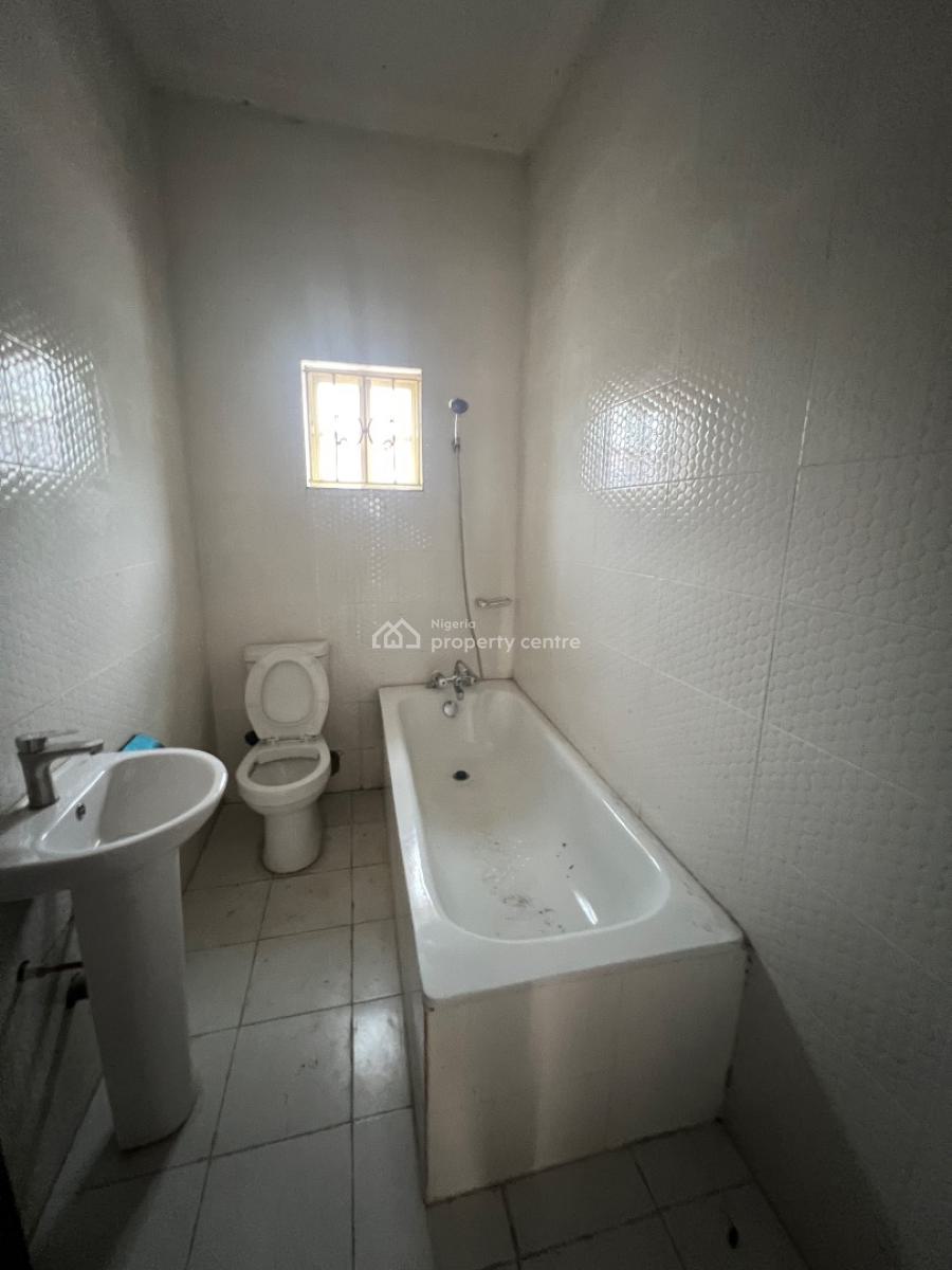 Brand New Spacious 3 Bedroom Apartment, Ogombo, Ajah, Lagos, Flat / Apartment for Rent