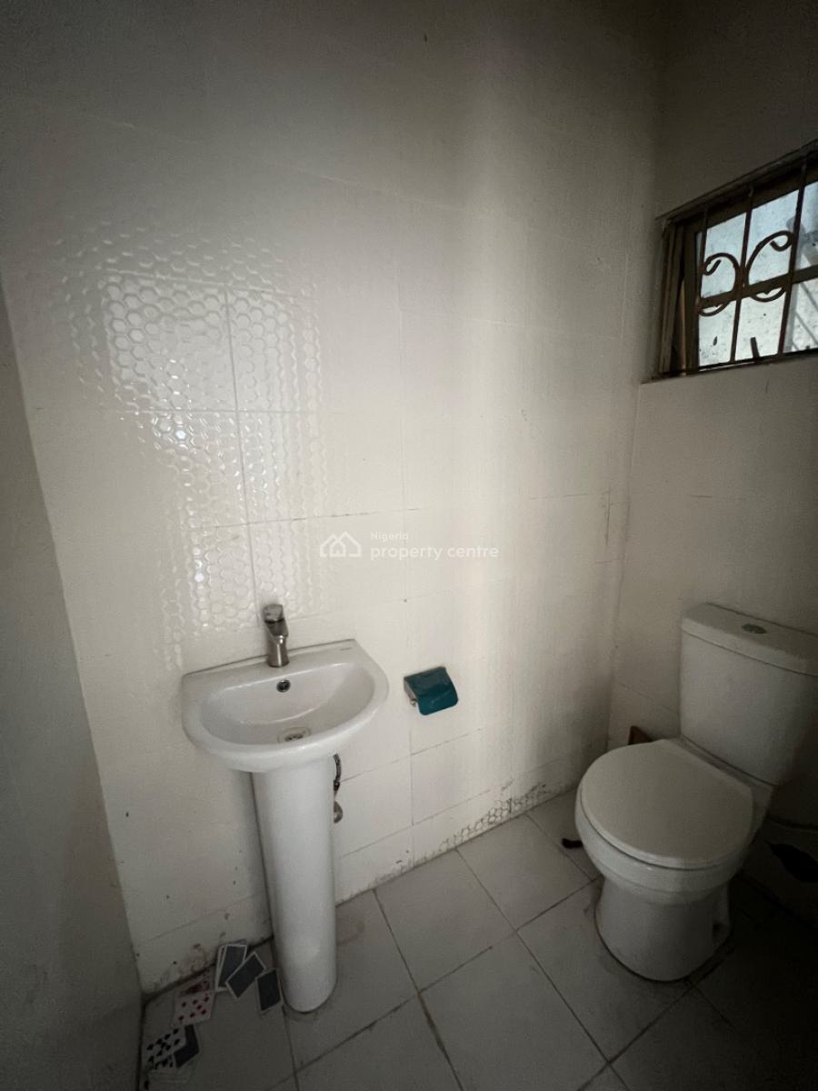 Brand New Spacious 3 Bedroom Apartment, Ogombo, Ajah, Lagos, Flat / Apartment for Rent