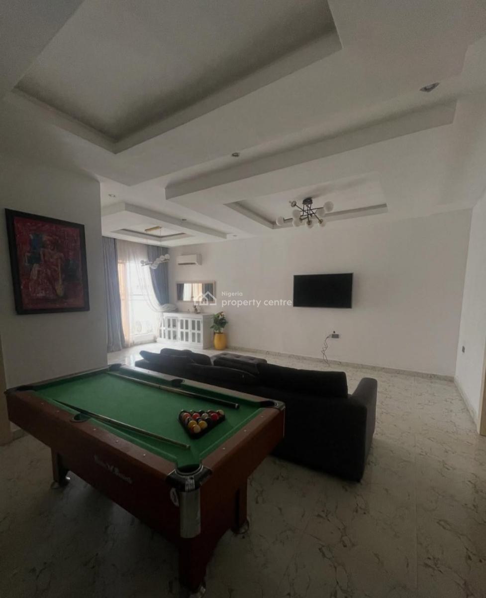 Serviced with 24/7 Power Supply 2 Bedtoom En-suite Flat with Fitted Ki, Ikate, Lekki, Lagos, Flat / Apartment for Rent