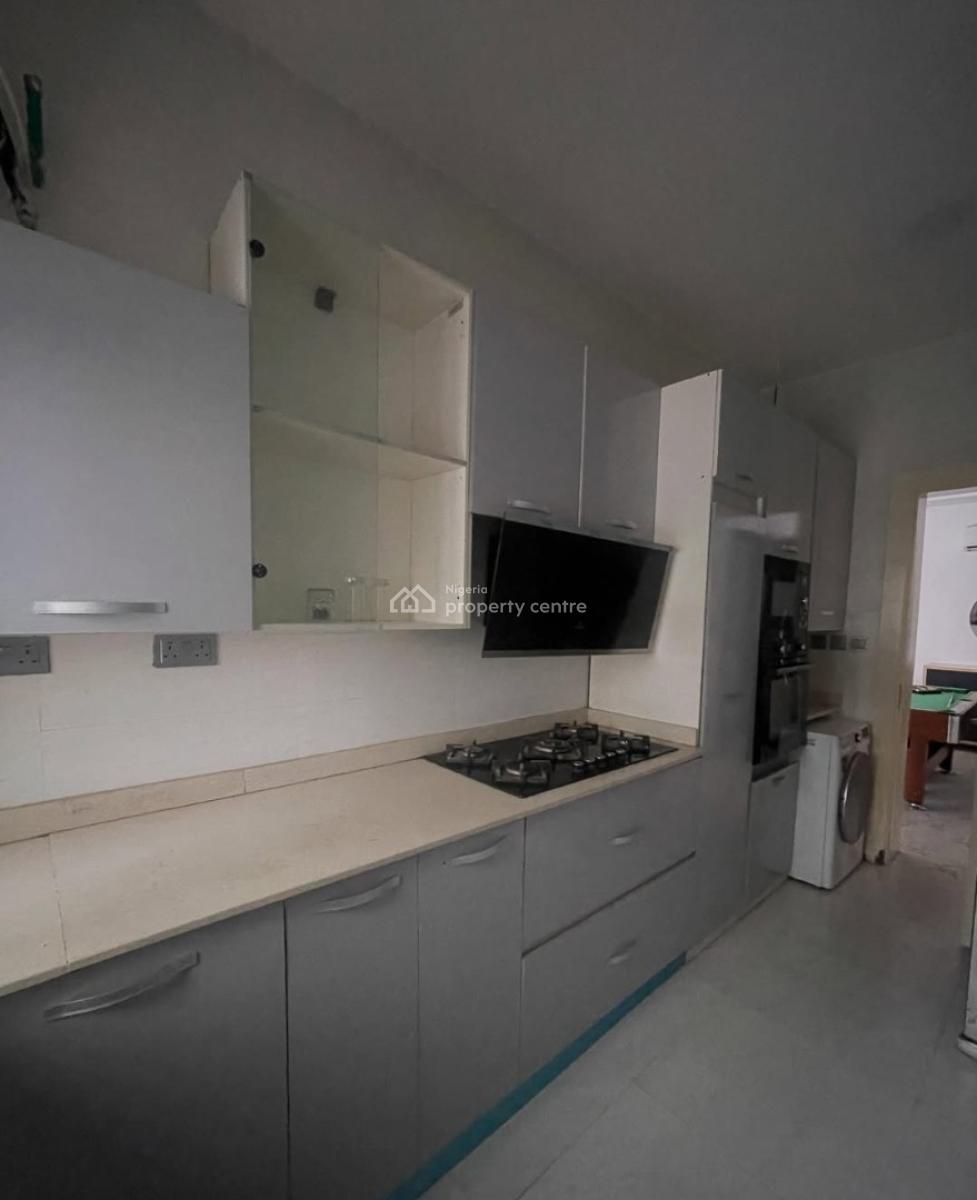 Serviced with 24/7 Power Supply 2 Bedtoom En-suite Flat with Fitted Ki, Ikate, Lekki, Lagos, Flat / Apartment for Rent