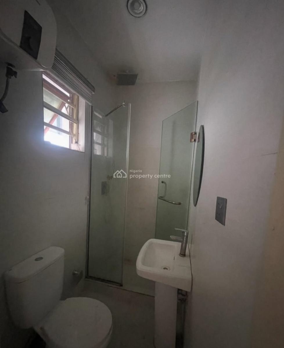 Serviced with 24/7 Power Supply 2 Bedtoom En-suite Flat with Fitted Ki, Ikate, Lekki, Lagos, Flat / Apartment for Rent