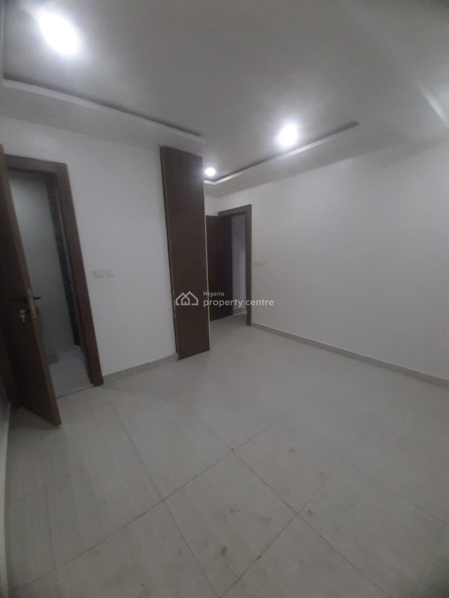 Newly Built and Serviced with 24/7 Power Supply 2 Bedtoom En-suite Fla, Ikate Elegushi, Lekki, Lagos, Flat / Apartment for Rent