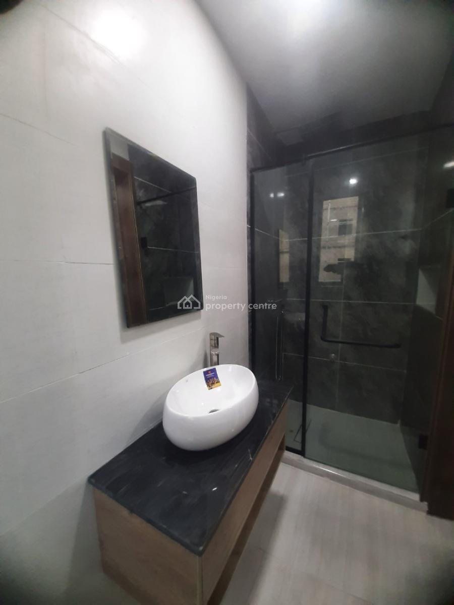 Newly Built and Serviced with 24/7 Power Supply 2 Bedtoom En-suite Fla, Ikate Elegushi, Lekki, Lagos, Flat / Apartment for Rent