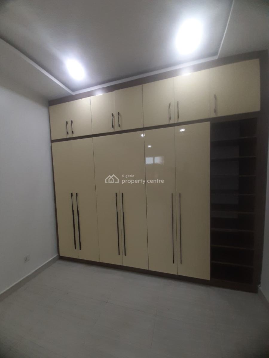 Newly Built and Serviced with 24/7 Power Supply 2 Bedtoom En-suite Fla, Ikate Elegushi, Lekki, Lagos, Flat / Apartment for Rent
