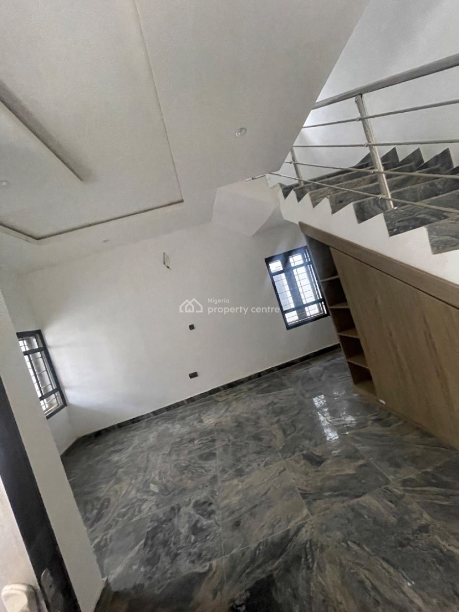 4 Bedrooms Terraced Duplex with a Room Bq, Very Close to Wuse 2, Gilmore, Jahi, Abuja, Terraced Duplex for Sale