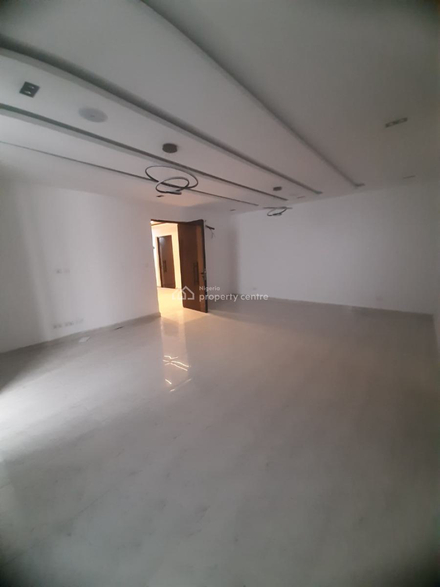 Newly Built and Serviced with 24/7 Power Supply 3 Bedtoom En-suite Fla, Ikate Elegushi, Lekki, Lagos, Flat / Apartment for Rent