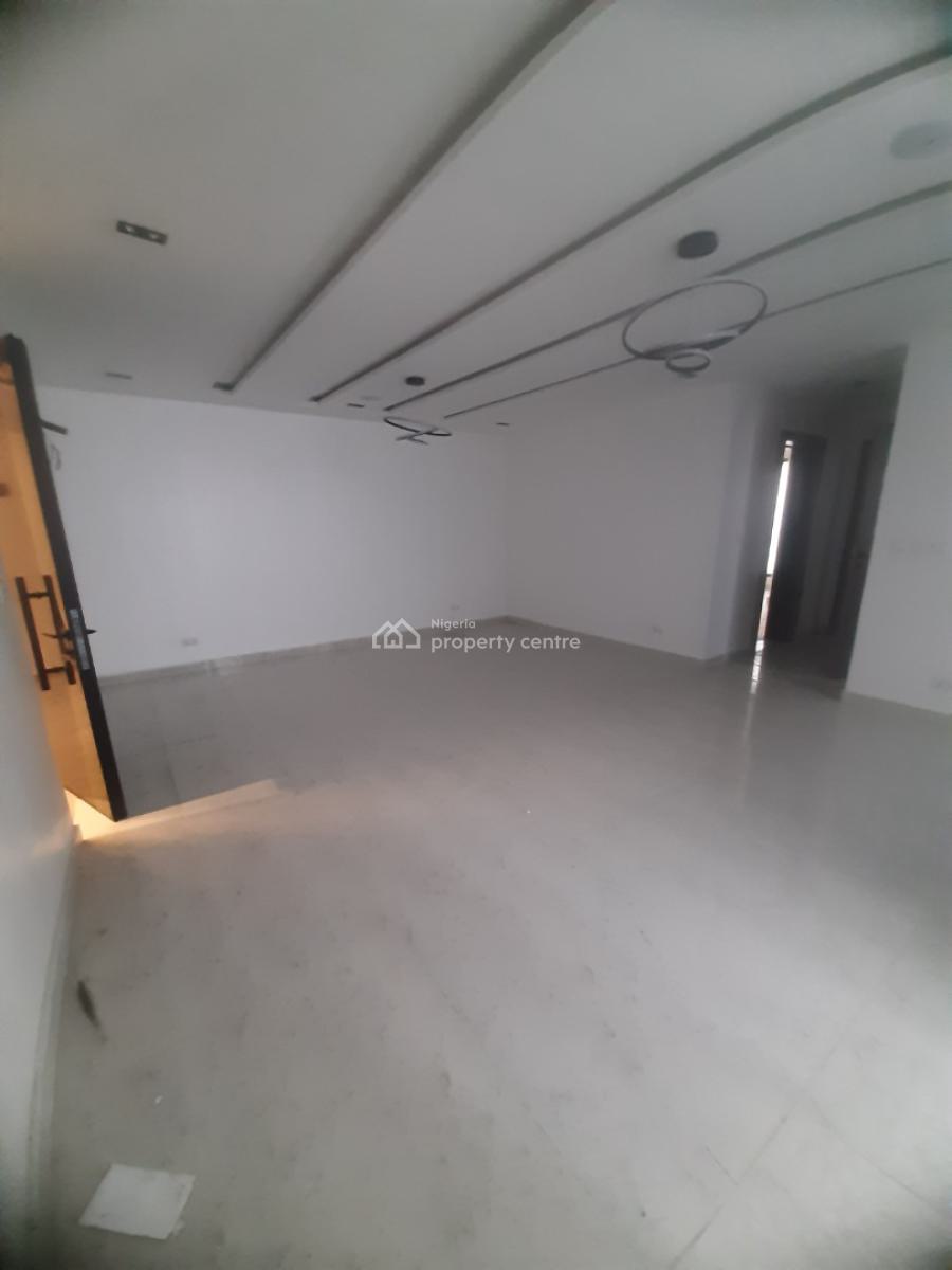 Newly Built and Serviced with 24/7 Power Supply 3 Bedtoom En-suite Fla, Ikate Elegushi, Lekki, Lagos, Flat / Apartment for Rent