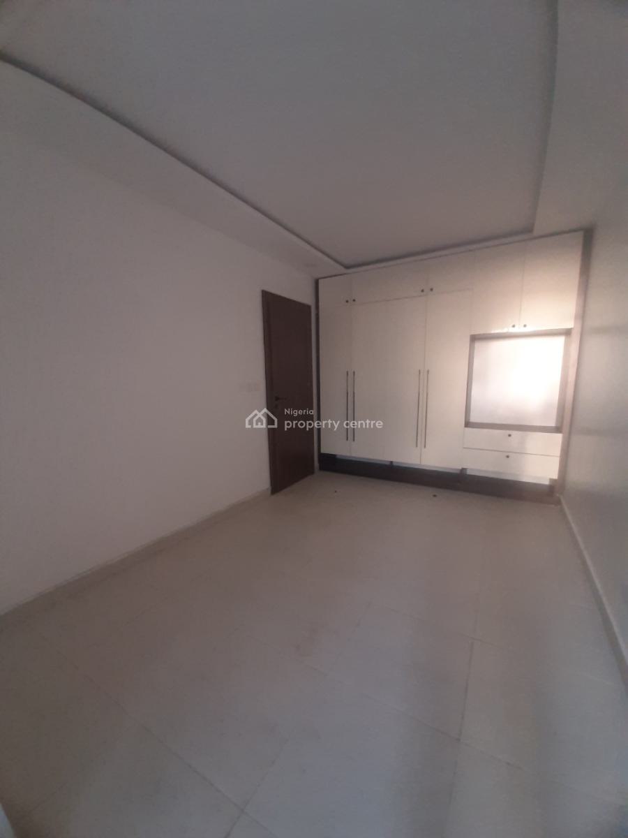 Newly Built and Serviced with 24/7 Power Supply 3 Bedtoom En-suite Fla, Ikate Elegushi, Lekki, Lagos, Flat / Apartment for Rent
