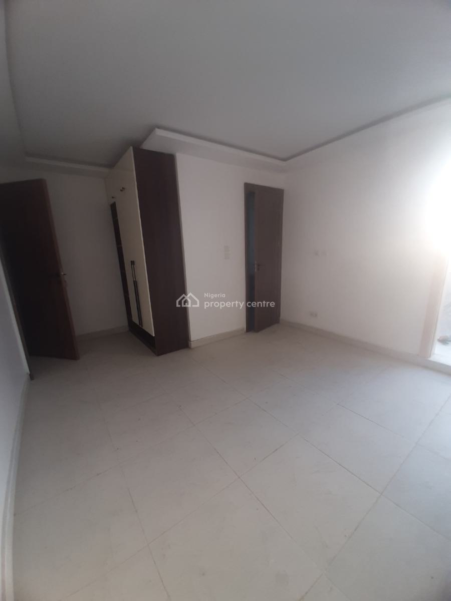 Newly Built and Serviced with 24/7 Power Supply 3 Bedtoom En-suite Fla, Ikate Elegushi, Lekki, Lagos, Flat / Apartment for Rent