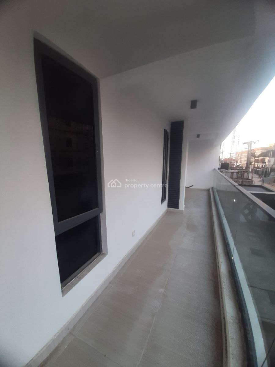 Newly Built and Serviced with 24/7 Power Supply 3 Bedtoom En-suite Fla, Ikate Elegushi, Lekki, Lagos, Flat / Apartment for Rent