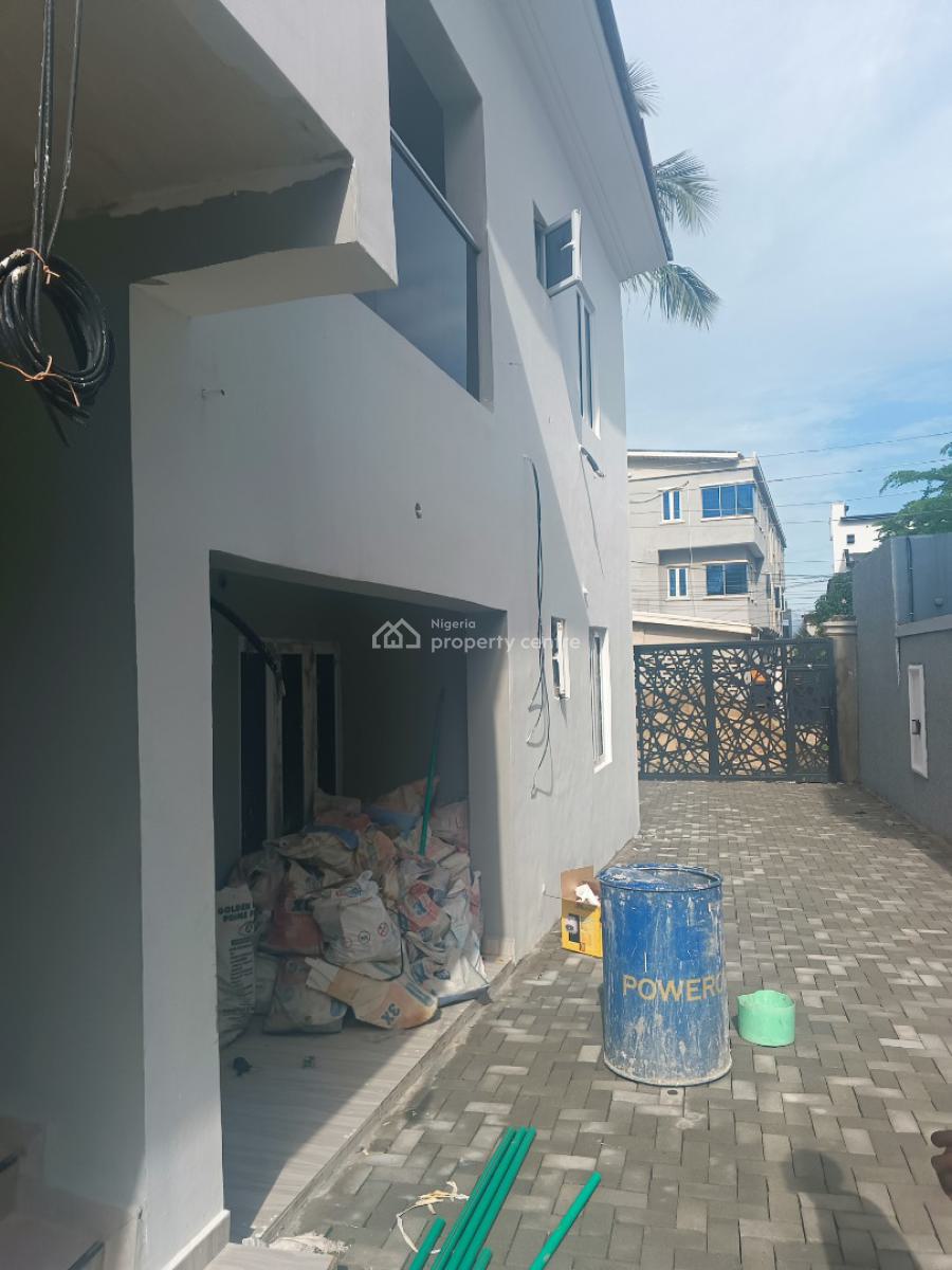 Brand New Luxury 2 Bedrooms Flat, Atlantic View Estate, Alpha Beach Road, New Road Bus-stop, Igbo Efon, Lekki, Lagos, Flat / Apartment for Rent