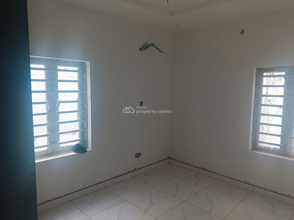 Brand New Luxury 2 Bedrooms Flat, Atlantic View Estate, Alpha Beach Road, New Road Bus-stop, Igbo Efon, Lekki, Lagos, Flat / Apartment for Rent