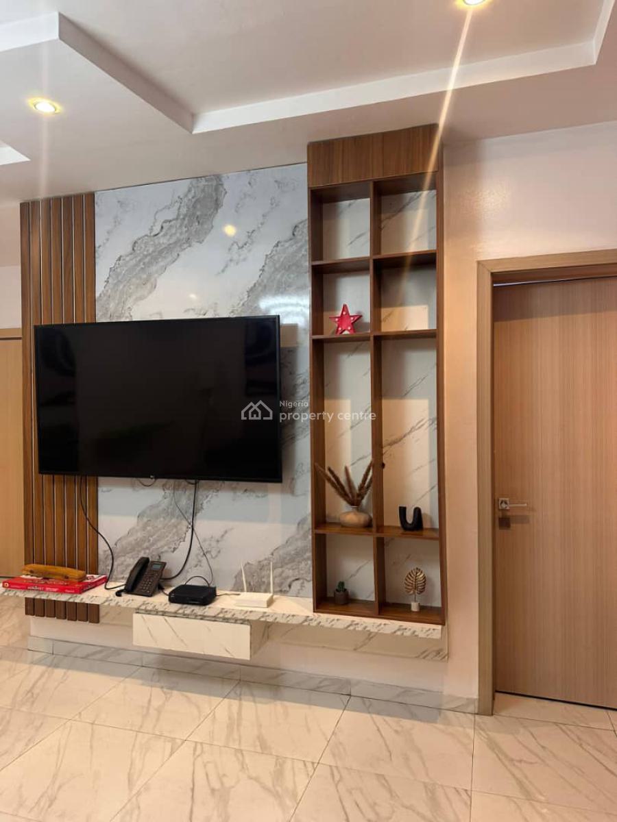 Nicely Furnished 1 Bedroom Apartment, Lekki Phase 1, Lekki, Lagos, Flat / Apartment Short Let