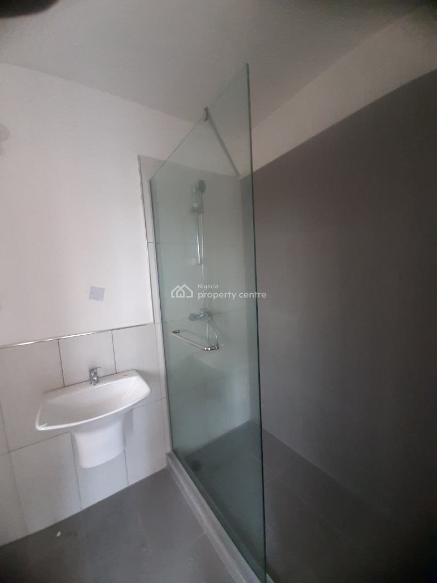 New and Serviced with 24/7 Power Supply 3 Bedroom En-suite Flat. It Wi, Ikate, Lekki, Lagos, Flat / Apartment for Rent