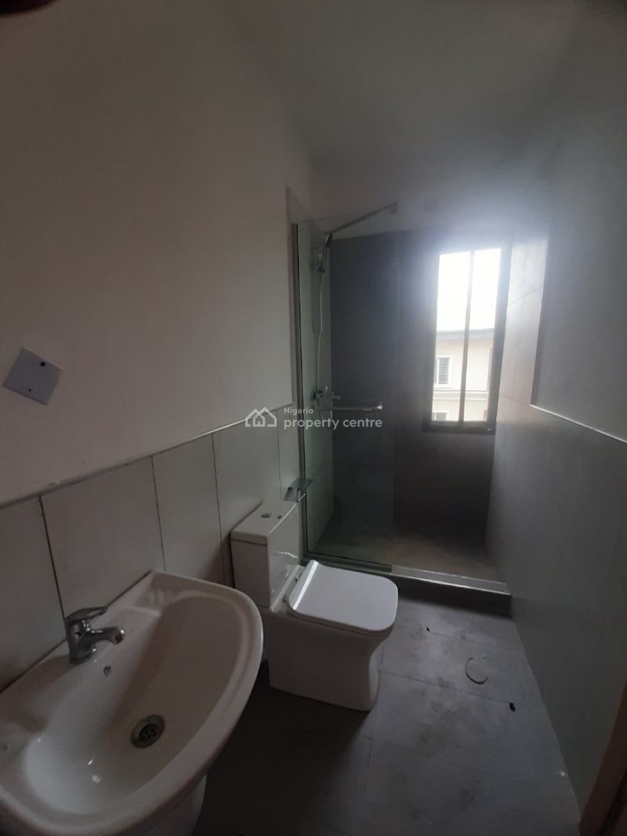New and Serviced with 24/7 Power Supply 3 Bedroom En-suite Flat. It Wi, Ikate, Lekki, Lagos, Flat / Apartment for Rent