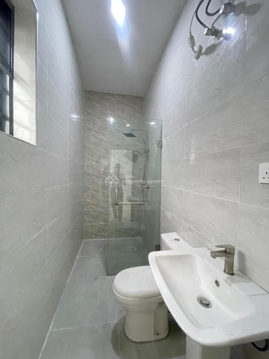 Beautifully Built 3 Bedroom Apartment in Serene Environment, Yaba, Lagos, Flat / Apartment for Sale