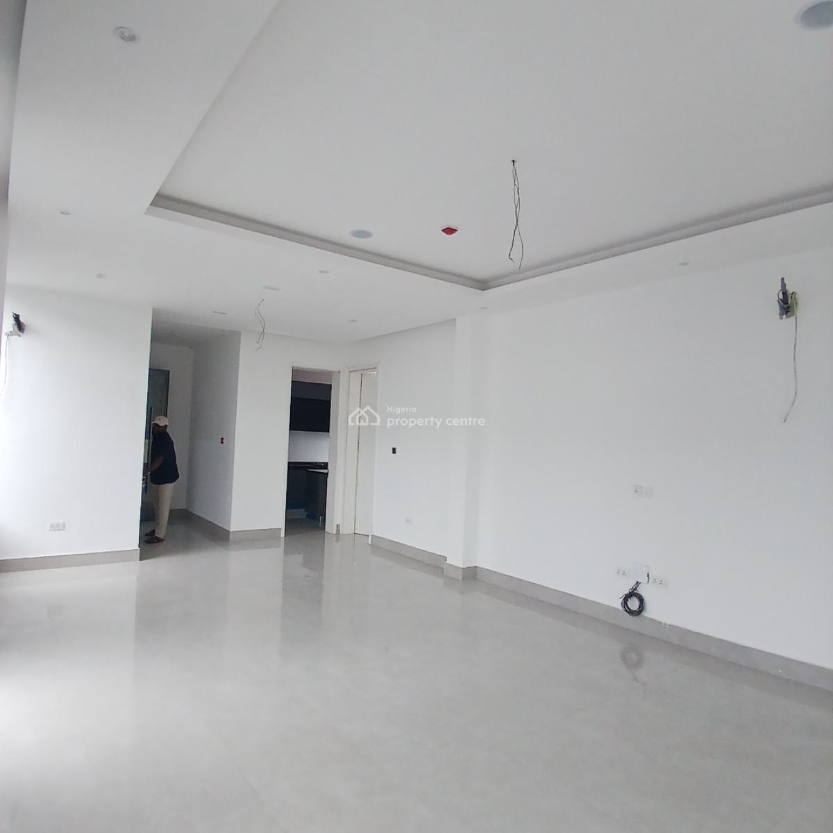 3 Bedroom Apartment with Swimming Pool,elevator. Rooftop Terrace, Lekki Phase 1, Lekki, Lagos, Flat / Apartment for Rent