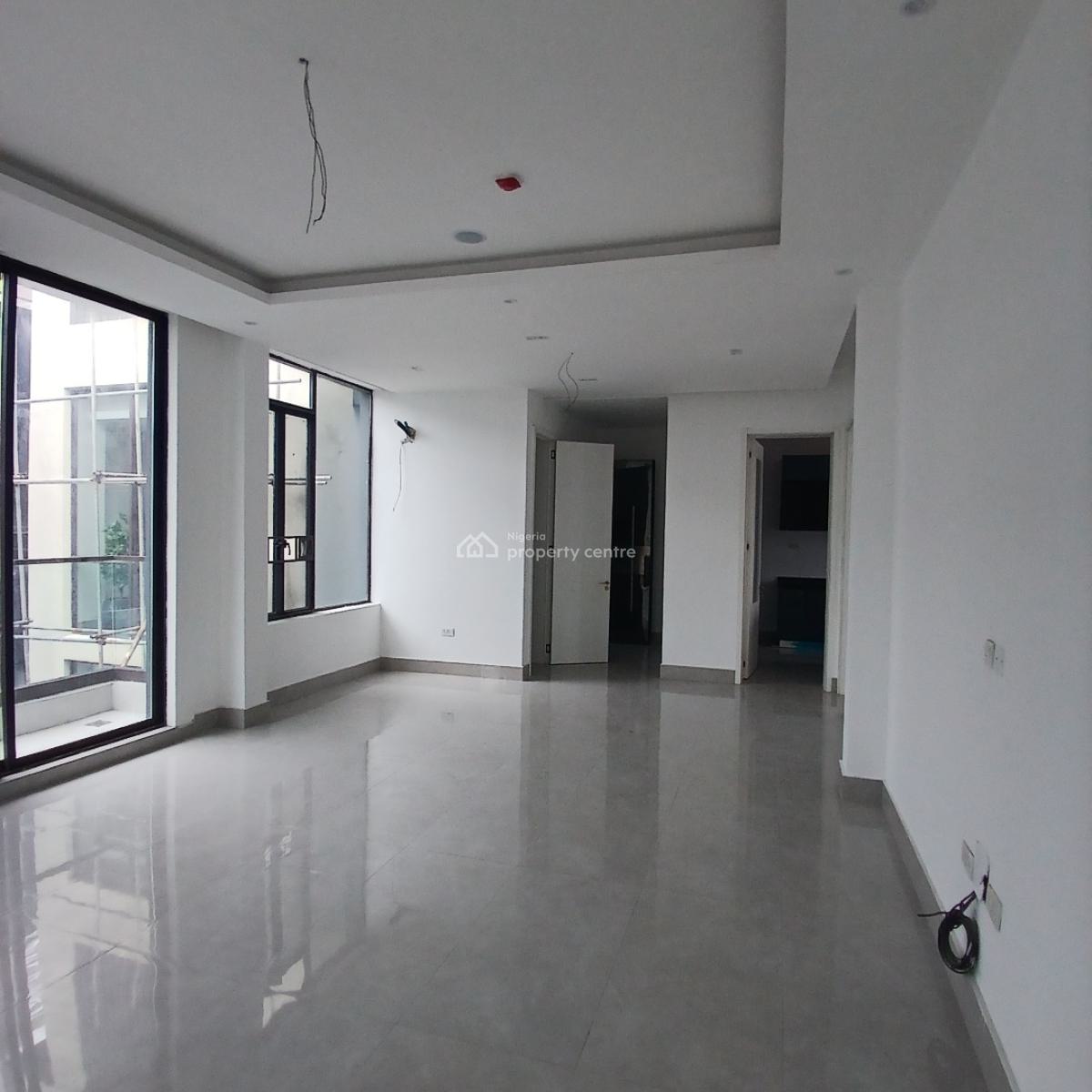 3 Bedroom Apartment with Swimming Pool,elevator. Rooftop Terrace, Lekki Phase 1, Lekki, Lagos, Flat / Apartment for Rent
