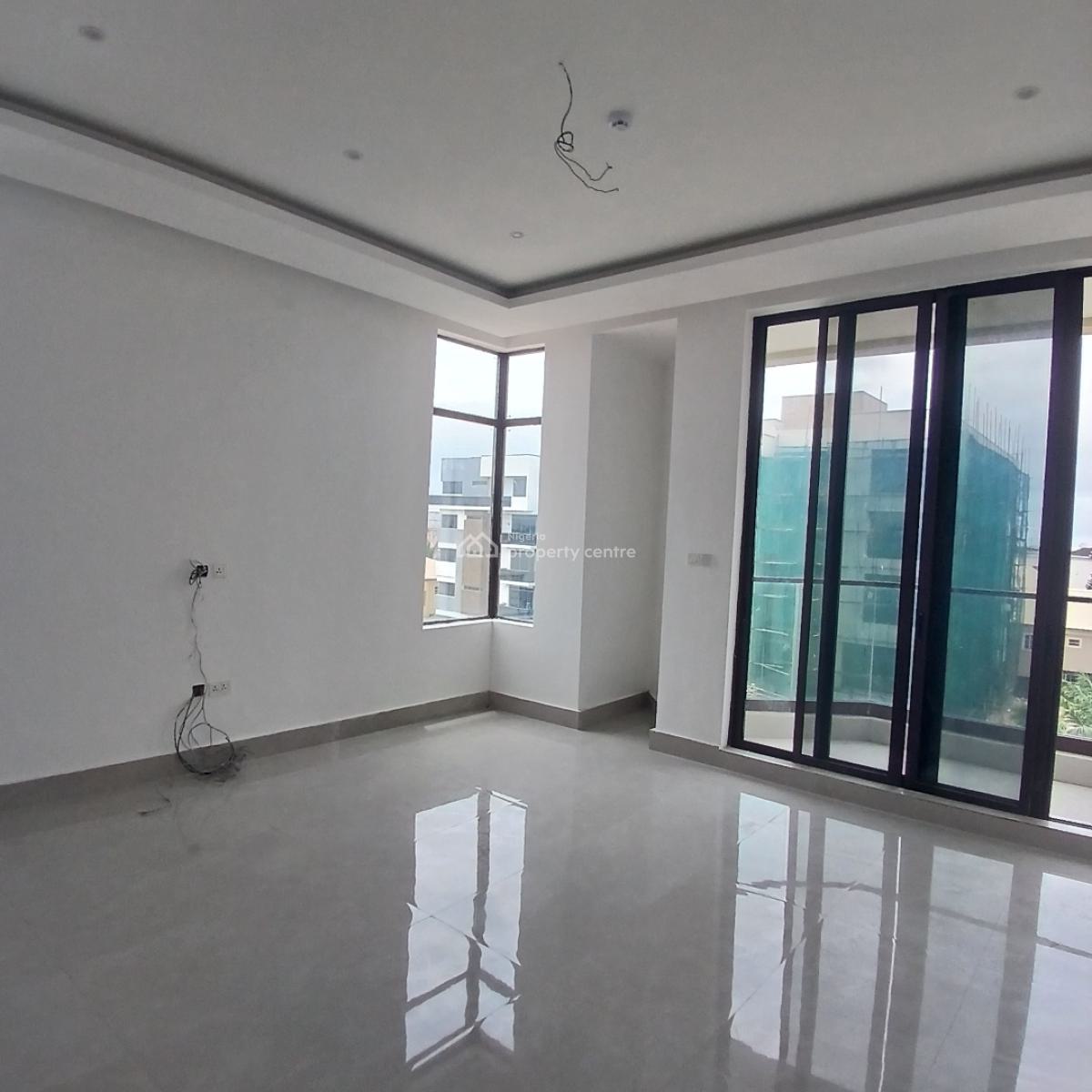3 Bedroom Apartment with Swimming Pool,elevator. Rooftop Terrace, Lekki Phase 1, Lekki, Lagos, Flat / Apartment for Rent