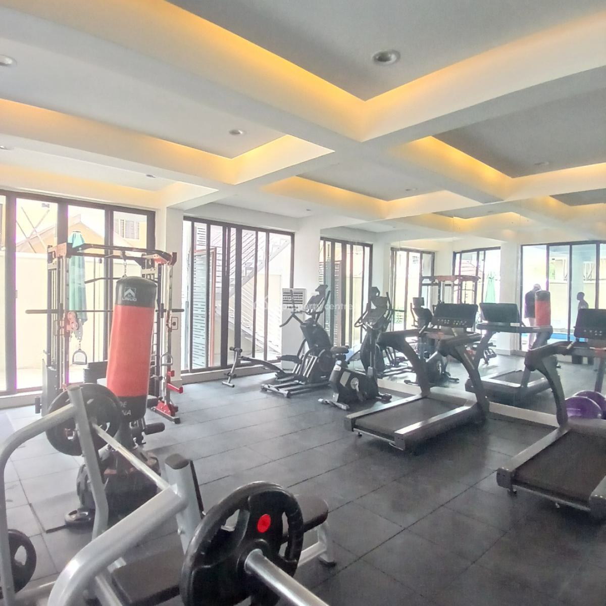 3 Bedroom Apartment with Swimming Pool,elevator. Rooftop Terrace, Lekki Phase 1, Lekki, Lagos, Flat / Apartment for Rent