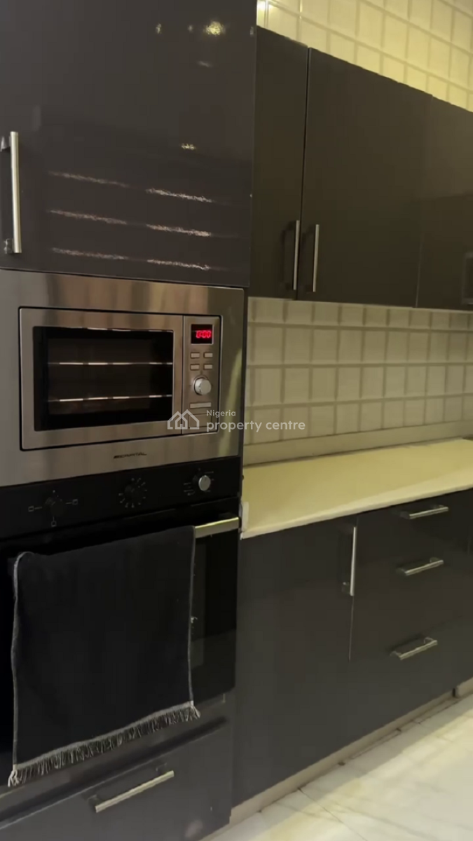 Nicely Furnished 1 Bedroom Apartment, Lekki Phase 1, Lekki, Lagos, Flat / Apartment Short Let