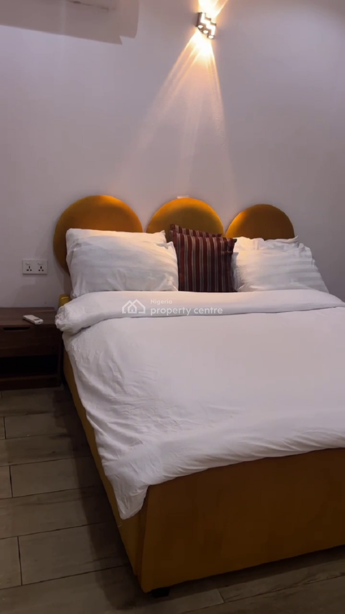 Nicely Furnished 1 Bedroom Apartment, Lekki Phase 1, Lekki, Lagos, Flat / Apartment Short Let