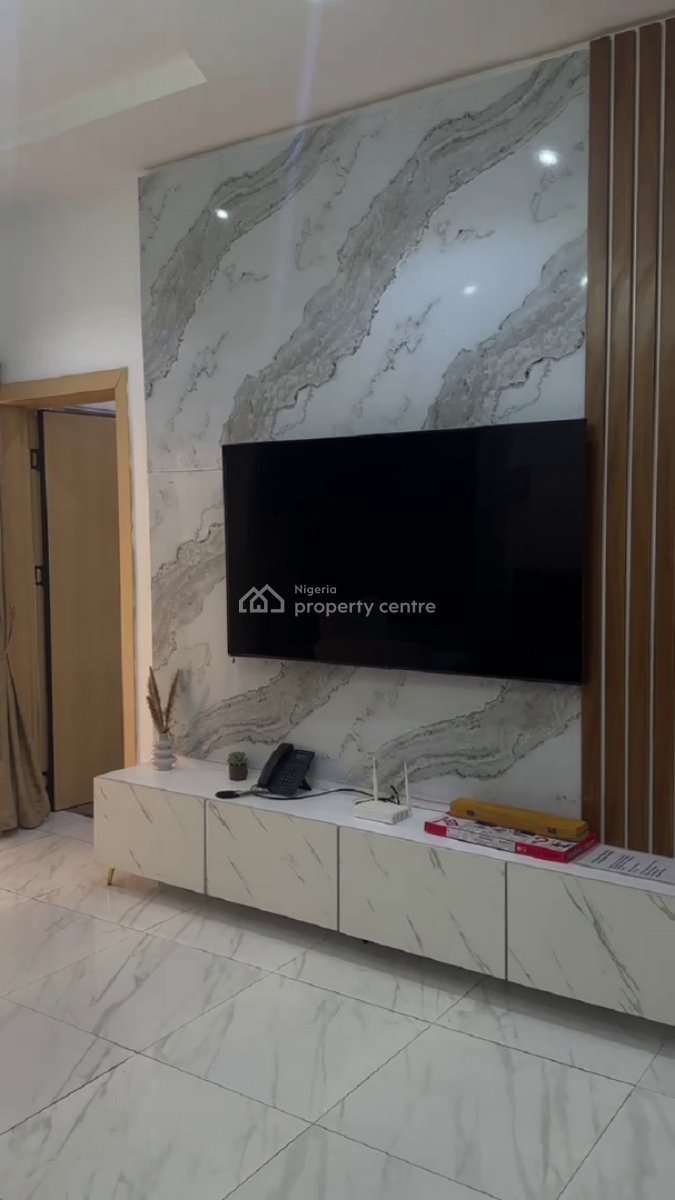 Nicely Furnished 1 Bedroom Apartment, Lekki Phase 1, Lekki, Lagos, Flat / Apartment Short Let