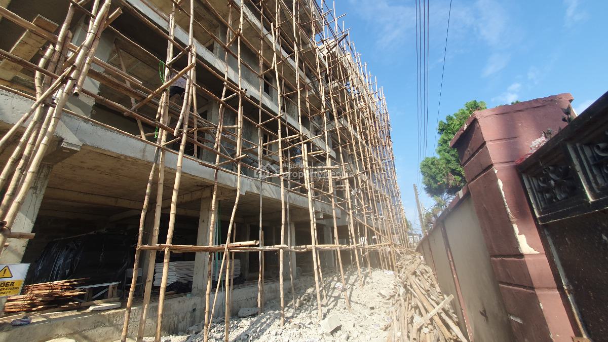 Decent 2 Bedroom Apartment, Elegushi, Ikate Elegushi, Lekki, Lagos, Flat / Apartment for Sale