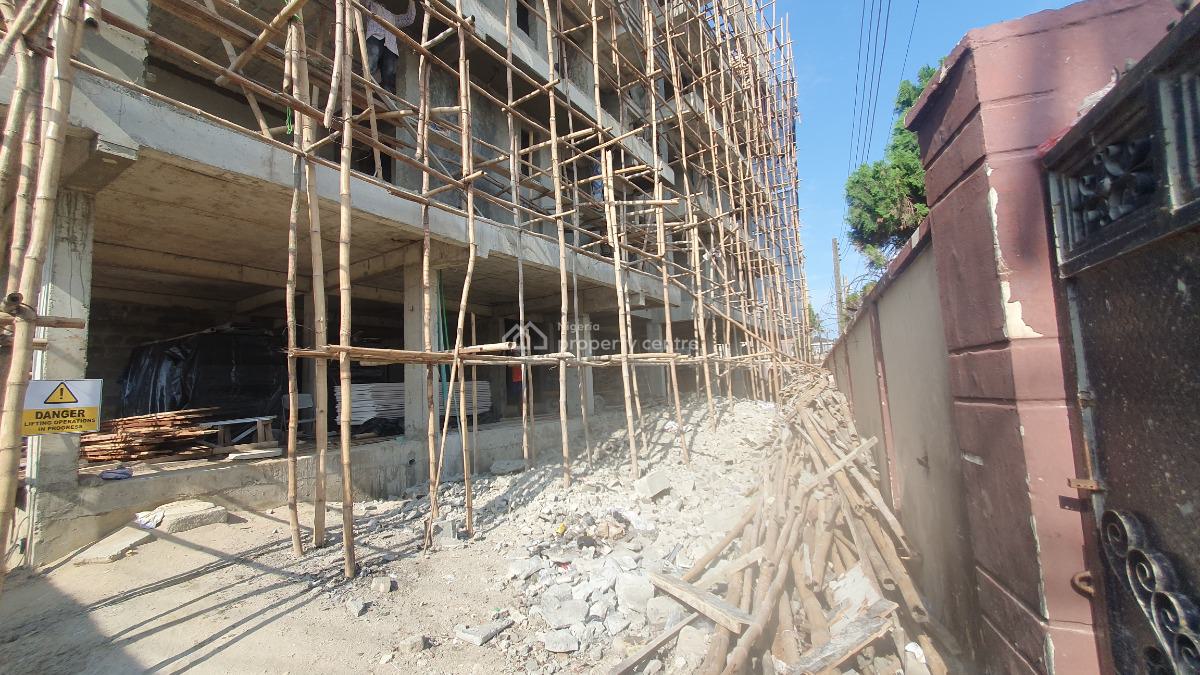 Decent 2 Bedroom Apartment, Elegushi, Ikate Elegushi, Lekki, Lagos, Flat / Apartment for Sale