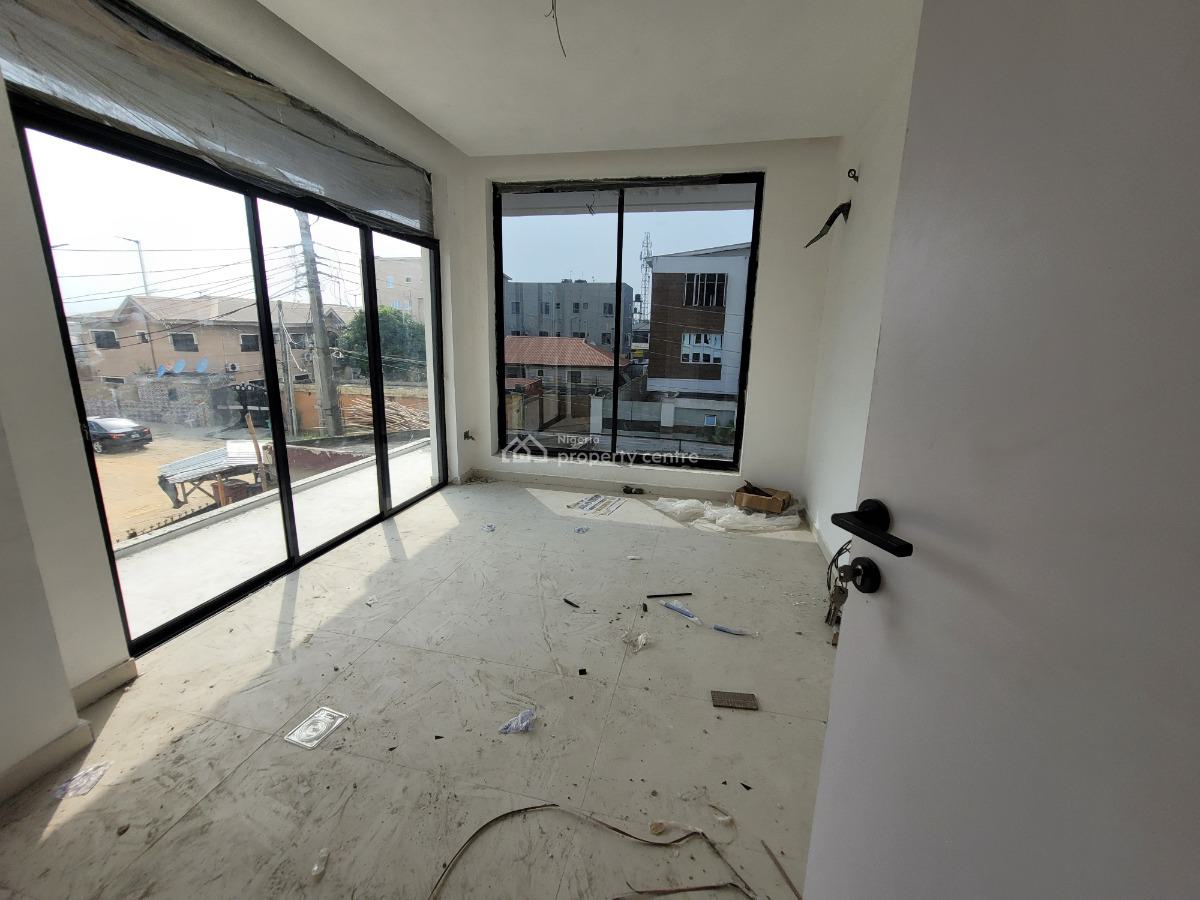 Decent 2 Bedrooms Apartment, Ikate Elegushi, Lekki, Lagos, Flat / Apartment for Sale