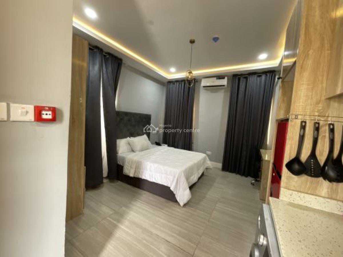 Nicely Furnished Studio Apartment, Ikota, Lekki, Lagos, Flat / Apartment Short Let