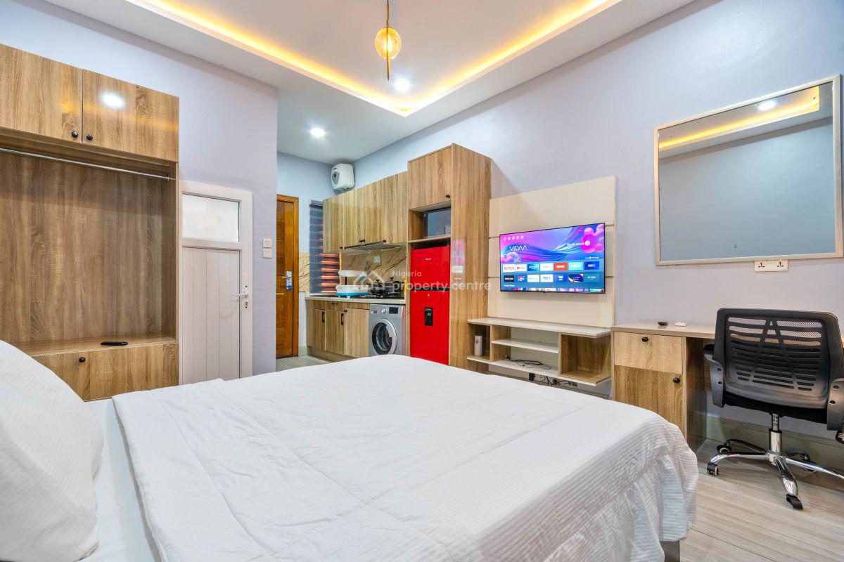 Nicely Furnished Studio Apartment, Ikota, Lekki, Lagos, Flat / Apartment Short Let