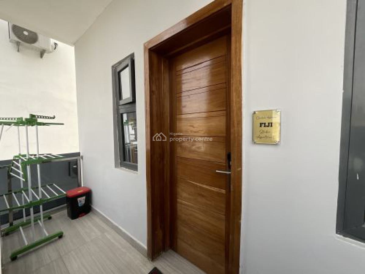 Nicely Furnished Studio Apartment, Ikota, Lekki, Lagos, Flat / Apartment Short Let