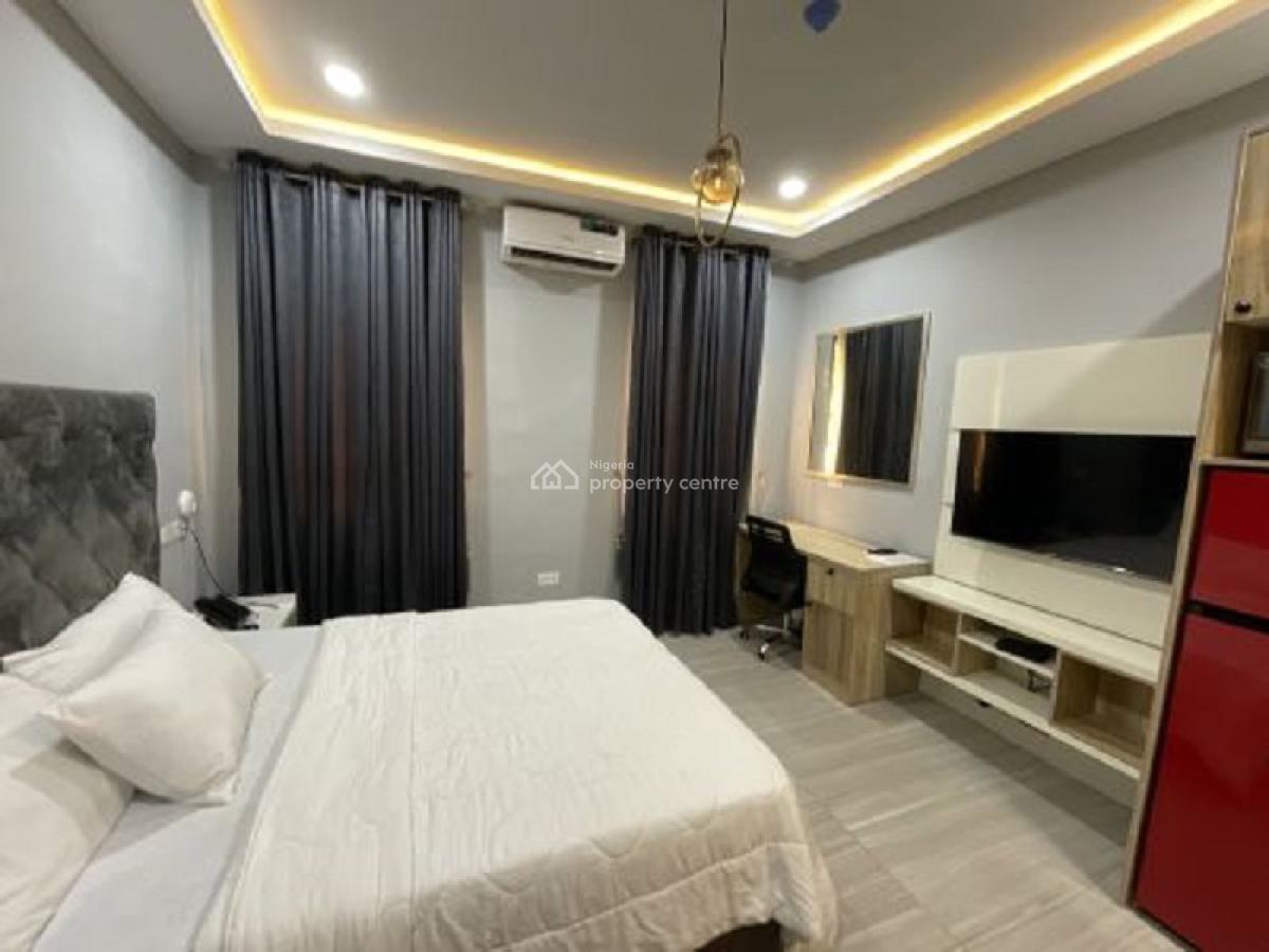 Nicely Furnished Studio Apartment, Ikota, Lekki, Lagos, Flat / Apartment Short Let